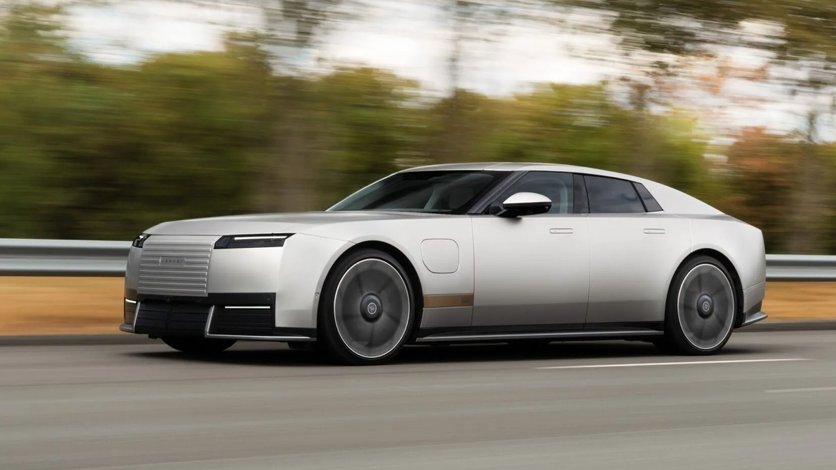 Jaguar ra mắt sedan điện 1.000 mã lực sau 6 năm chờ đợi
