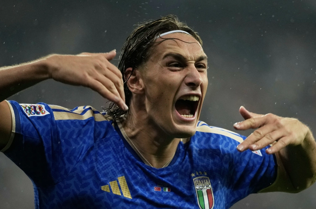 Pio Esposito mừng bàn trong trận Italy thắng Thổ Nhĩ Kỳ 4-1 ở lượt hai bảng A1 Nations League tại Bursa, Thổ Nhĩ Kỳ ngày 28/9/2026. Ảnh: AP