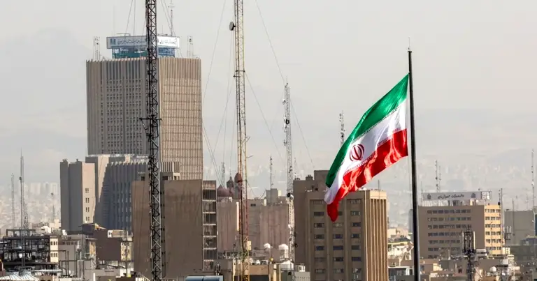 Iran tuyên bố tấn công 85 mục tiêu quân sự Mỹ ở Kuwait, Bahrain