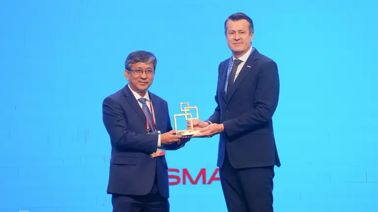 Việt Nam nhận Giải thưởng Lãnh đạo Chính phủ của GSMA