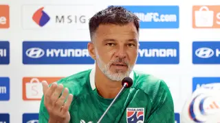 HLV Thái Lan: 'Chúng tôi không đáng thua Việt Nam'