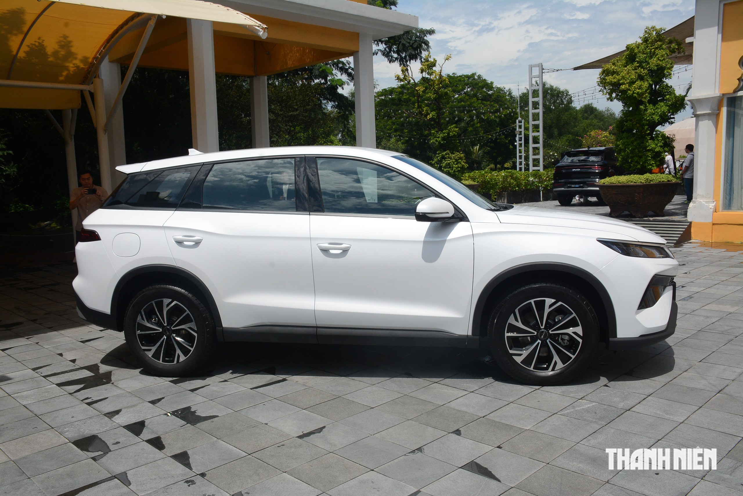 BYD Sealion 5 là mẫu xe có kích thước tổng thể, chiều dài cơ sở hàng đầu phân khúc với trục cơ sở 2.712 mm cùng chiều dài 4.735 mm