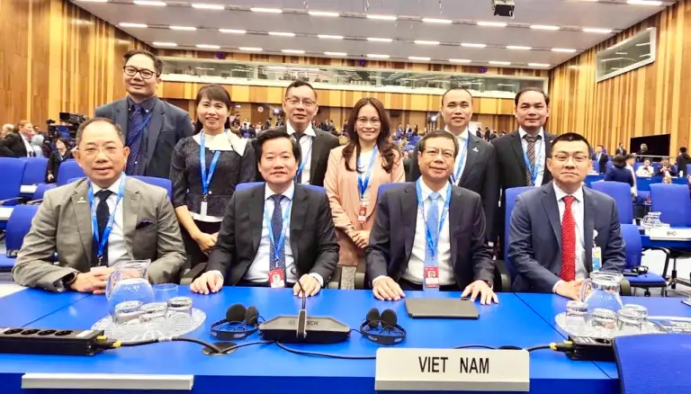 Đoàn Việt Nam tham dự Khóa họp lần thứ 70 Đại hội đồng IAEA do Thứ trưởng Lê Xuân Định làm trưởng đoàn. Ảnh: Varans