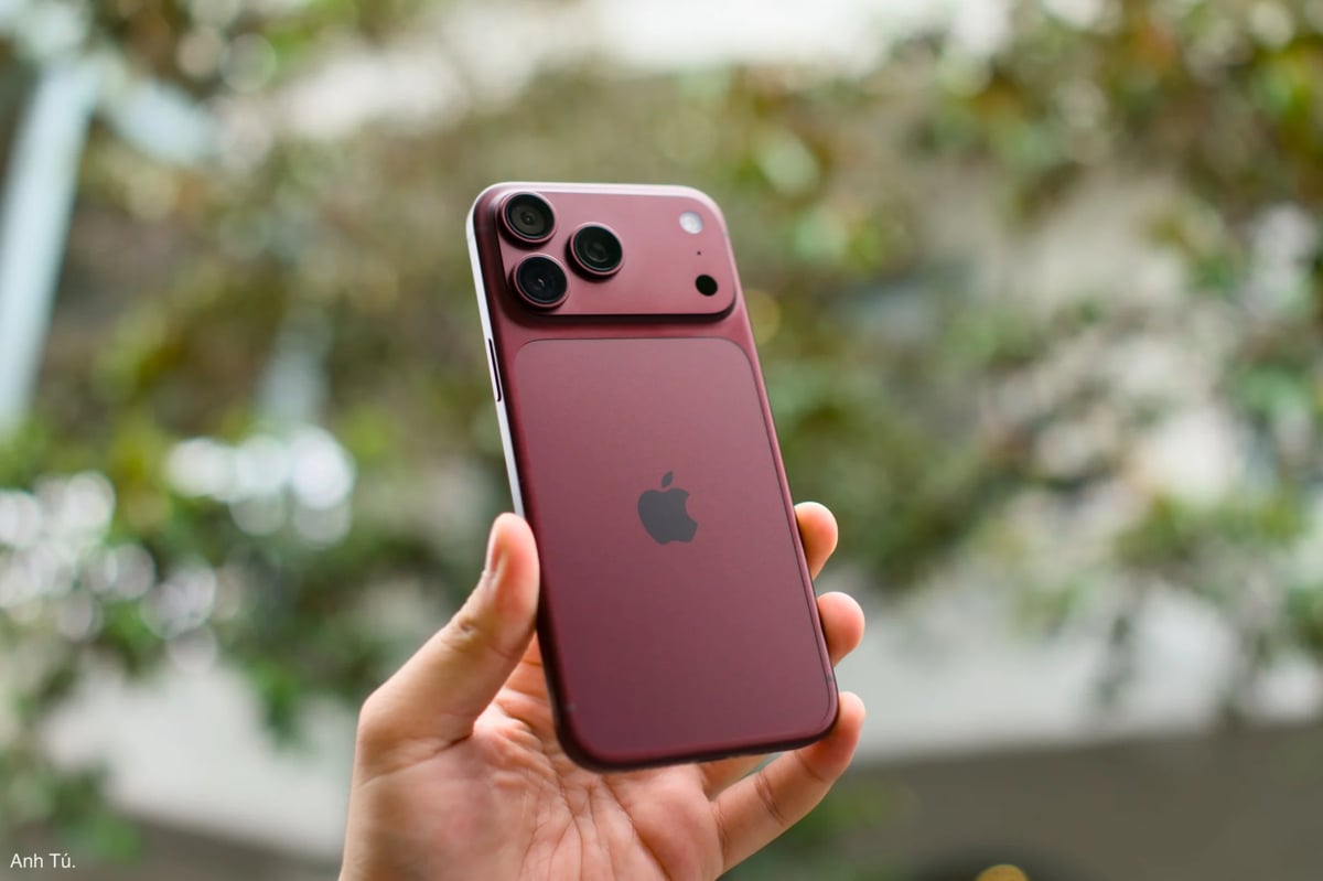Apple xác nhận iPhone 18 Pro Max mất sóng trên mạng AT&T, máy đã dính lỗi phải thay phần cứng