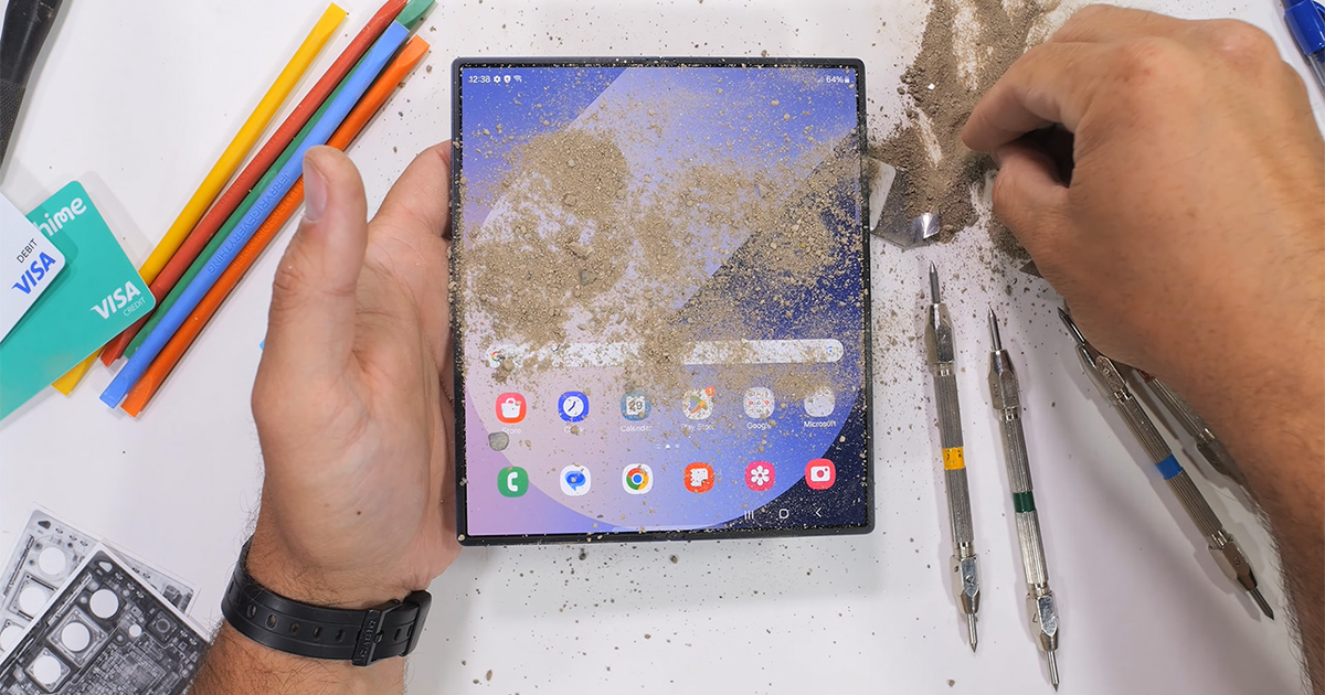 Rào cản lớn nhất của điện thoại gập không phải giá, và Samsung đã có kinh nghiệm 7 năm để giải điều đó