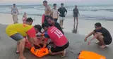 Cứu kịp thời 2 thanh niên bị sóng cuốn ra xa bờ ở biển Mỹ Khê