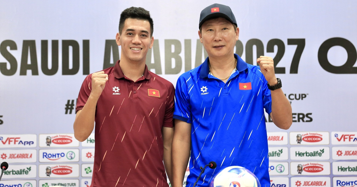 Khủng hoảng nghiêm trọng hàng công đội tuyển Việt Nam: Thầy Kim gọi lại Tiến Linh, tại sao không?