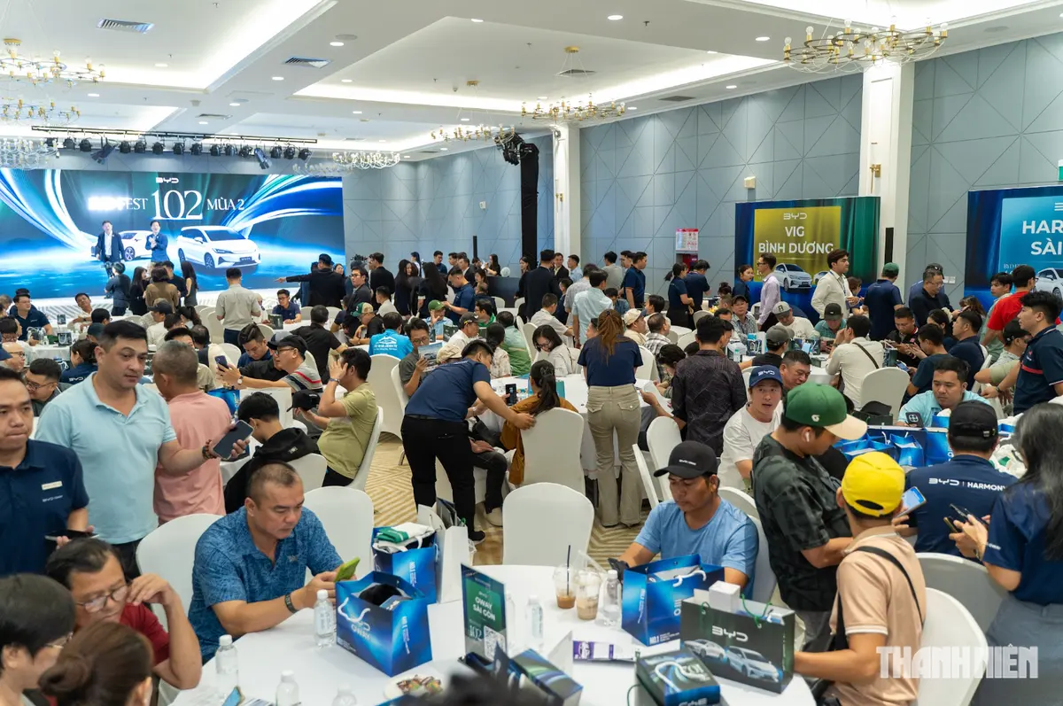 BYD Việt Nam phối hợp cùng Grab và các đối tác tài chính, ngân hàng, hạ tầng sạc tổ chức chuỗi chương trình BYD Fest 102 - mùa 2