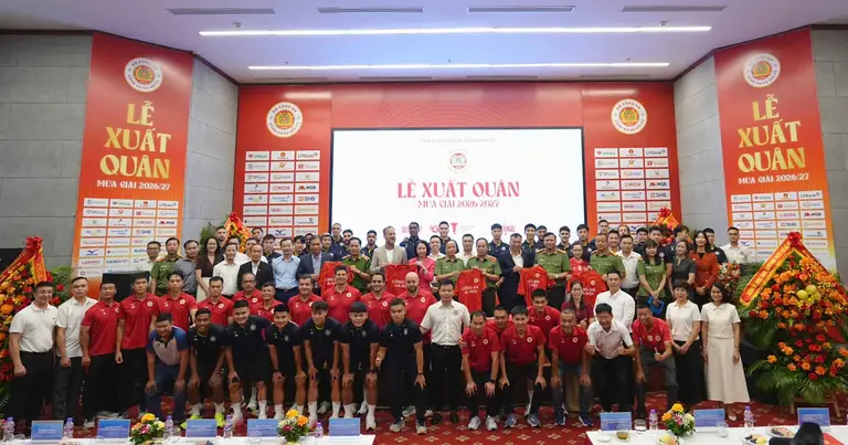CLB CAHN vinh danh 6 tuyển thủ vừa vô địch ASEAN Cup, quyết tâm giành cú đúp danh hiệu mùa giải mới