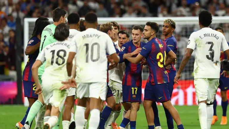 Valdano: 'El Clasico là cuộc chiến của quả bóng, không gian và kẻ bị tình nghi'