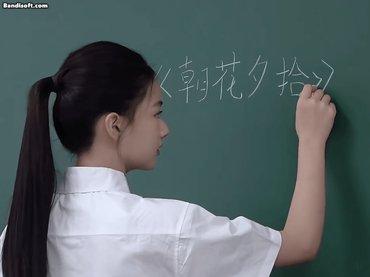 Nữ sinh 15 tuổi nhìn như lai giữa Lưu Diệc Phi với Trương Bá Chi, cả MXH còn tưởng AI 100%