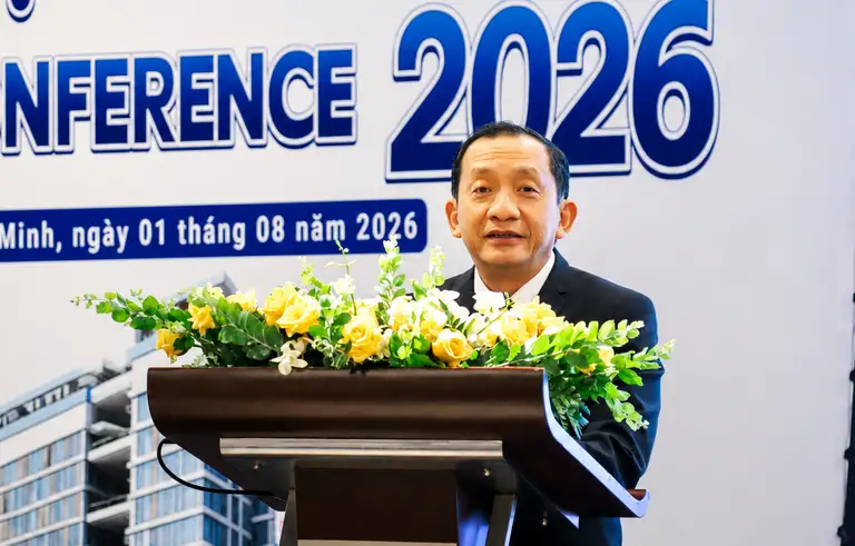 PGS Nguyễn Anh Dũng - Phó giám đốc Sở Y tế TP.HCM - chia sẻ tại hội nghị - Ảnh: THU HIẾN