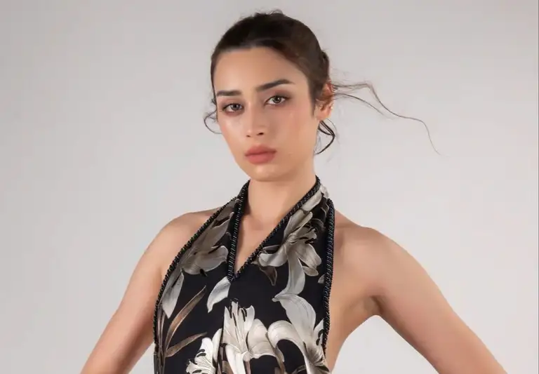 Sau khi giành chiến thắng ở Miss Grand Vietnam, Emoura Phạm sẽ đại diện Việt Nam góp mặt tại Miss Grand International 2026, dự kiến diễn ra vào tháng 9 ở Ấn Độ