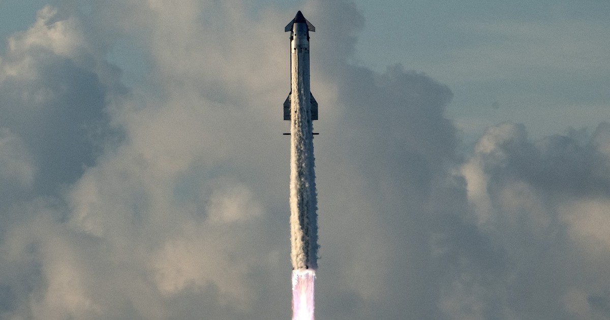 Một động cơ 'tắt' giữa đường, siêu tên lửa Starship vẫn lần đầu bay lên quỹ đạo thành công