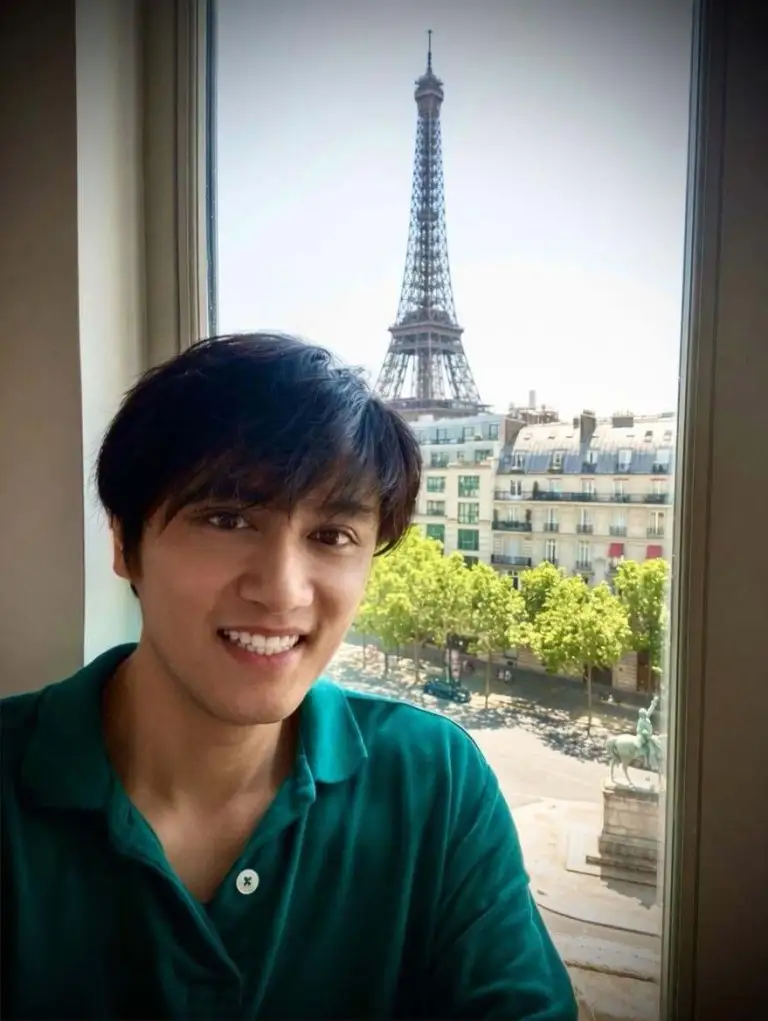 Nghệ sĩ Thái San sống trong một căn hộ tại quận 15, Paris, gần tháp Eiffel. Ảnh: Nhân vật cung cấp