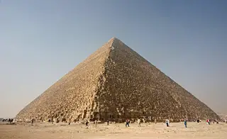 Kim tự tháp Giza không cần máy móc: đường dốc, xe trượt và những đội thợ có trả công