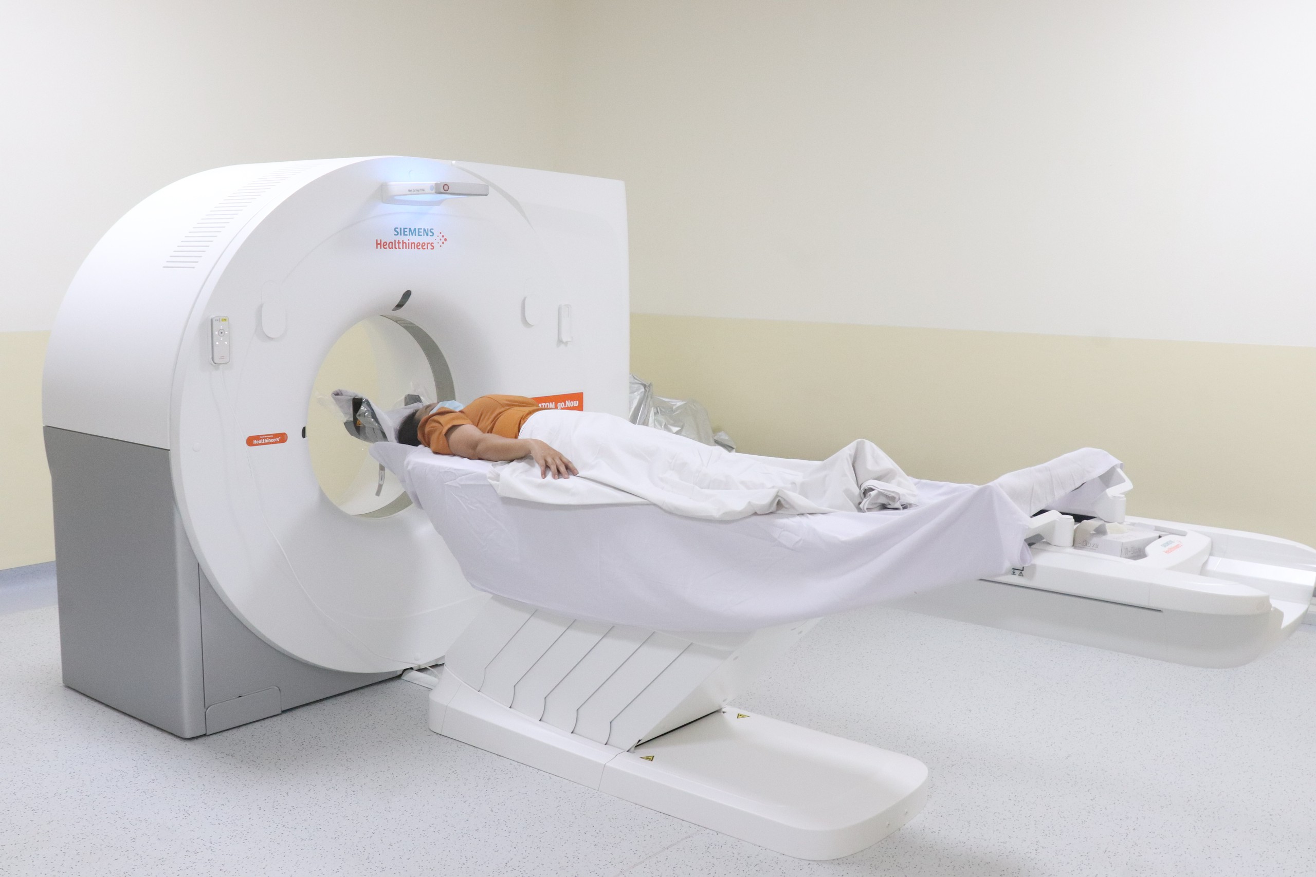 Rất nhiều gói thầu/dự toán mua sắm thiết bị y tế nhưng không báo cáo về Sở Y tế TP.HCM hằng tuần theo quy định - Ảnh minh họa: XUÂN MAI