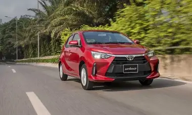 Toyota Wigo trở lại đỉnh bảng xếp hạng xe bán ít nhất tháng với chỉ 3 chiếc bàn giao tới tay khách Việt.