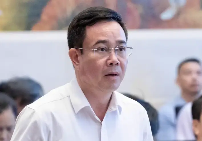 Đại biểu Nguyễn Văn Huy (tỉnh Hưng Yên) phát biểu