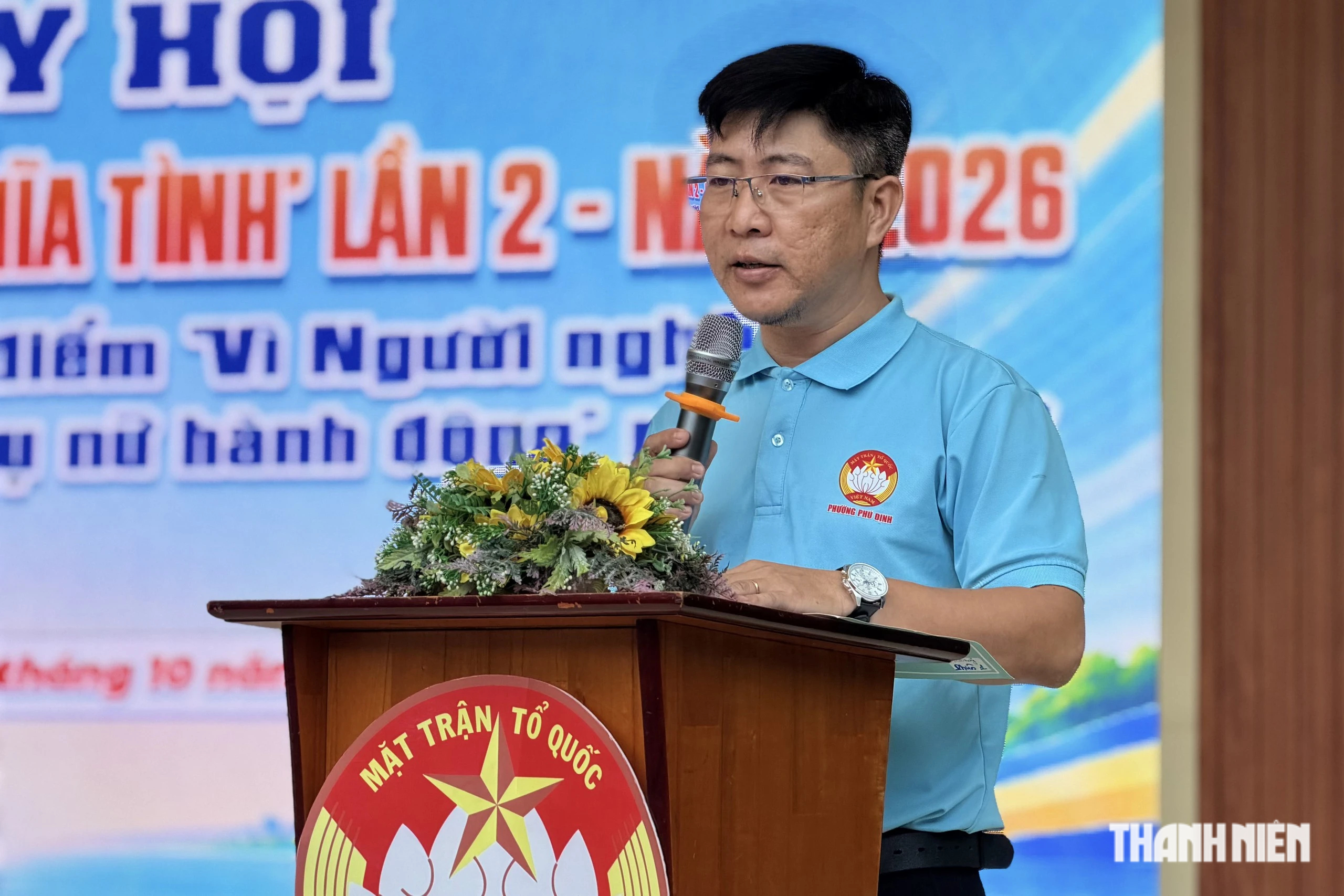 Ông Trần Văn Thắng, Phó chủ tịch Ủy ban MTTQ Việt Nam phường Phú Định phát biểu tại ngày hội