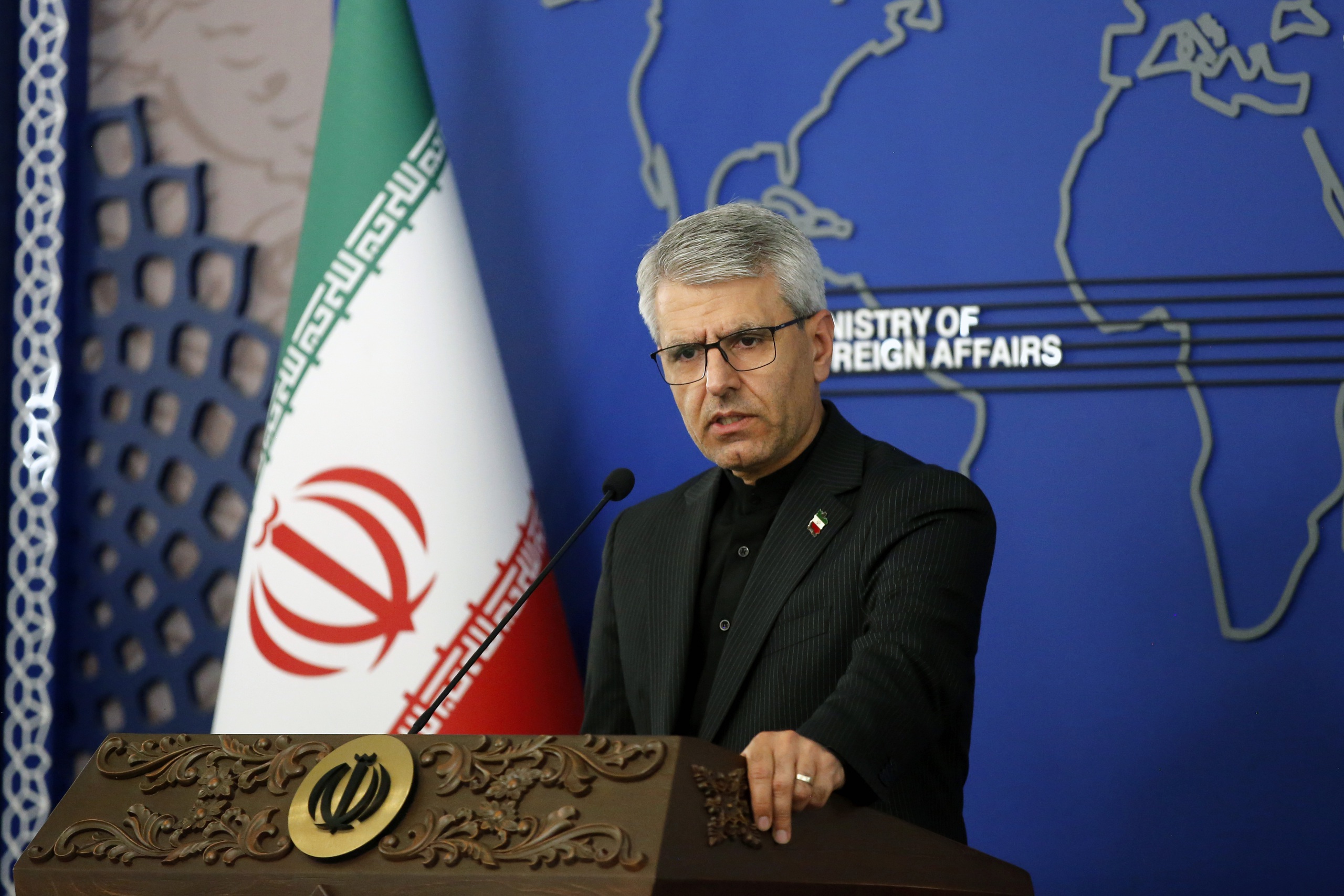 Người phát ngôn Bộ Ngoại giao Iran Esmail Baghaei hồi tháng 5 - Ảnh: REUTERS