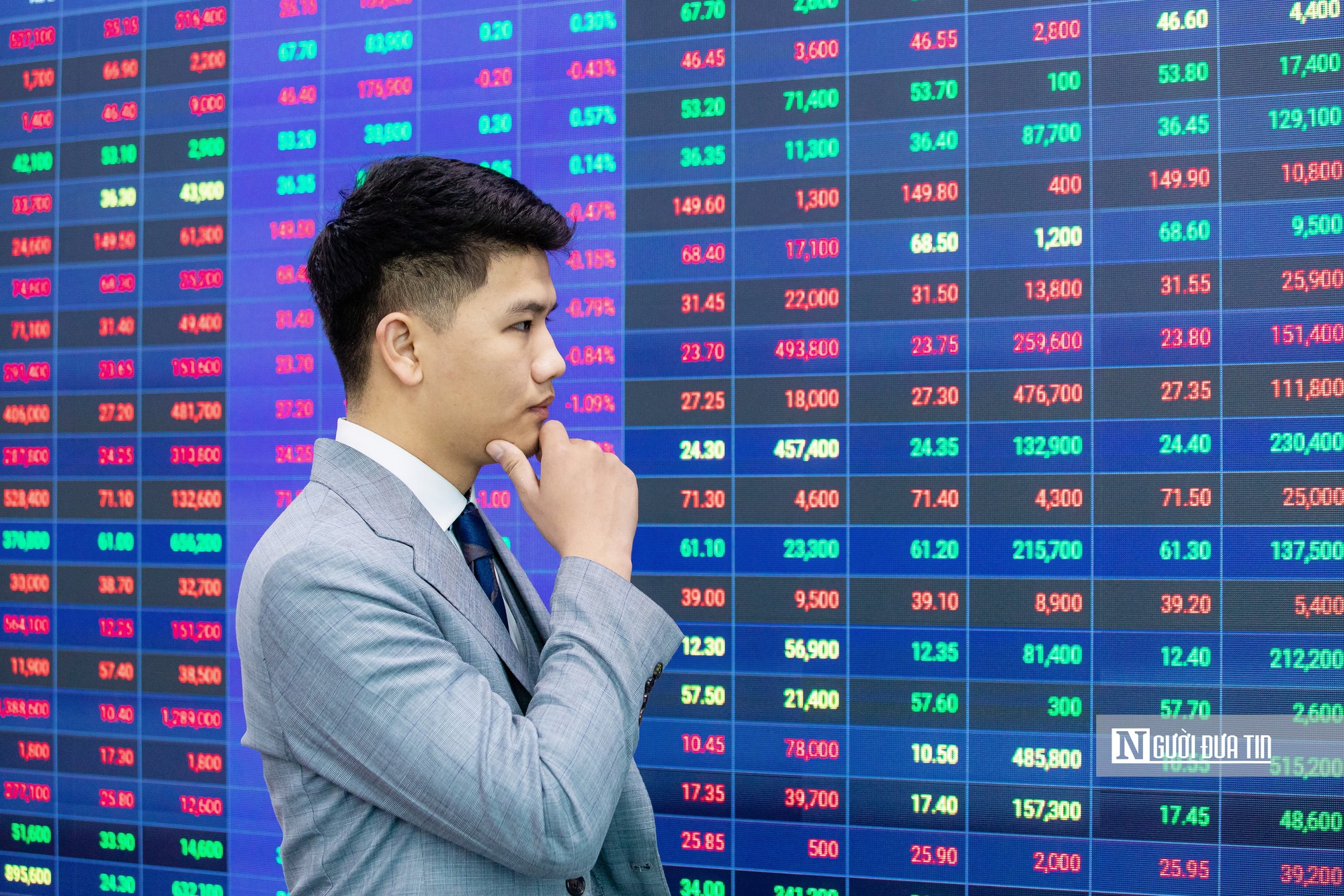 Chính phủ chính thức trình Quốc hội đề xuất cơ chế thử nghiệm có kiểm soát trong lĩnh vực chứng khoán (Ảnh: Hữu Thắng).