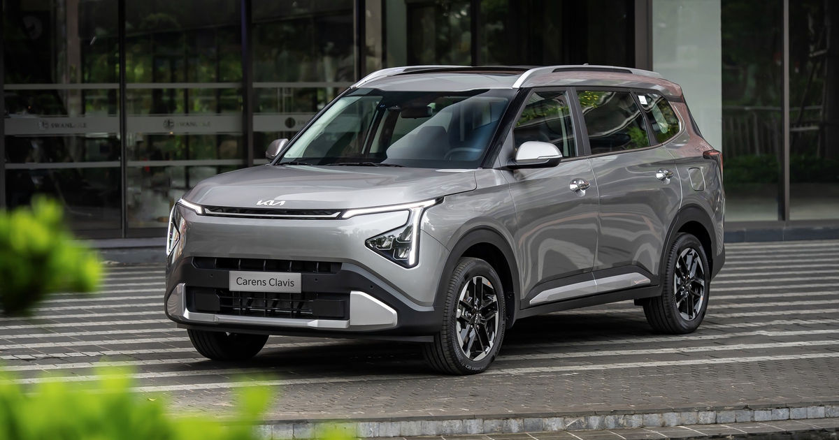 KIA Carens Clavis tại Việt Nam giá từ 639 triệu, bản cao có ADAS