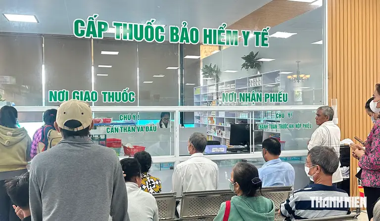 Bệnh viện Quân y 121 thực hiện bảo hiểm y tế nhanh chóng, thuận tiện