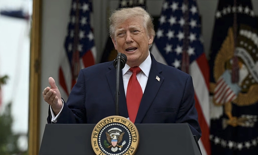 Tổng thống Trump phát biểu tại Nhà Trắng ngày 15/10. Ảnh: Reuters