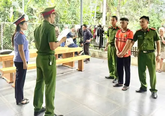 Nguyễn Minh Đức bị khởi tố về hành vi gây rối trật tự công cộng và cố ý gây thương tích