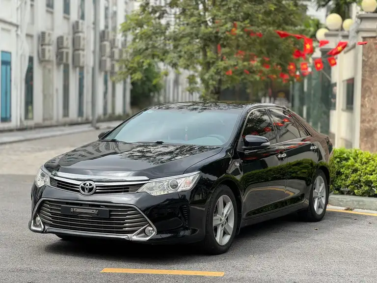 10 năm trước, Toyota Camry từng là biểu tượng của sự thành công tại Việt Nam