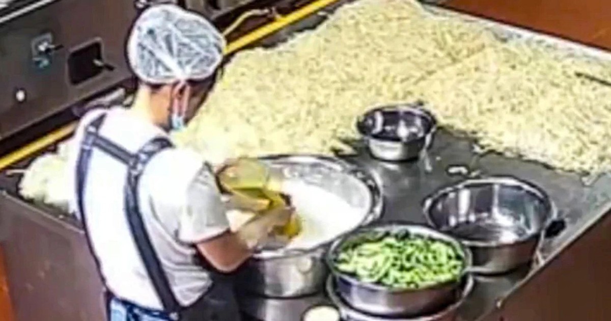 Trường mầm non Trung Quốc pha sơn vào đồ ăn cho 'bắt mắt'