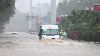 Hà Nội mưa trên 150 mm gây ngập diện rộng