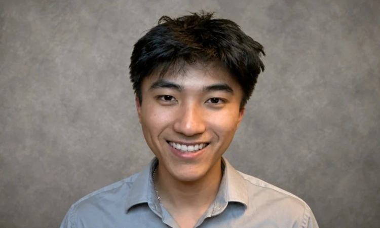 Kỹ sư AI Noah Shinn, ông chủ của công ty khởi nghiệp Spear Street Technology đứng sau trợ lý AI Instint. Ảnh: LinkedIn