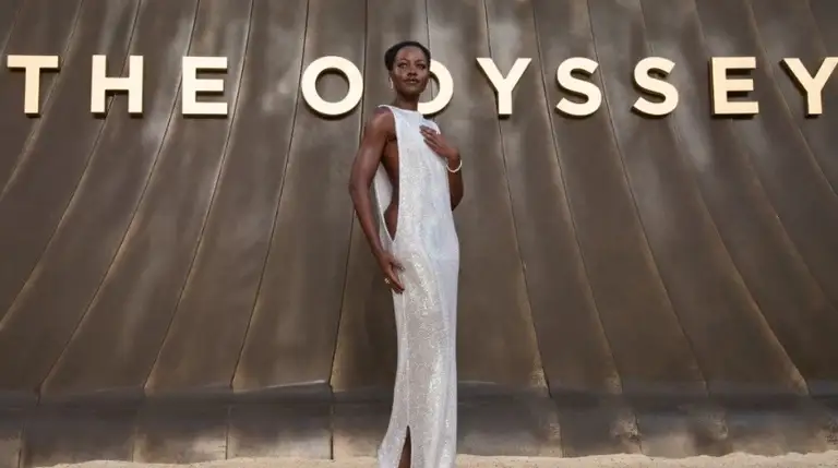Lupita Nyong’o đảm nhận hai vai Helen thành Troy và Clytemnestra trong The Odyssey. Việc cô được chọn vào vai Helen là tâm điểm trong những chỉ trích của Elon Musk nhằm vào bộ phim.