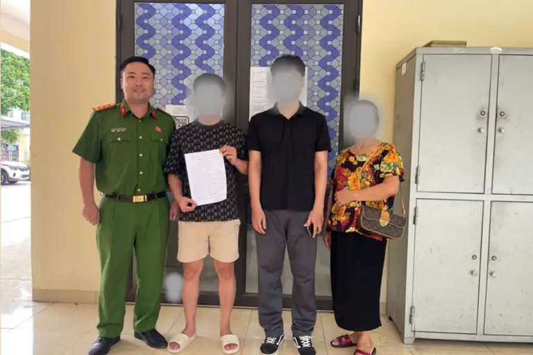 Thư cảm ơn của anh N.T.C gửi CBCS Công an xã Đan Phượng (Ảnh: Công an Hà Nội).