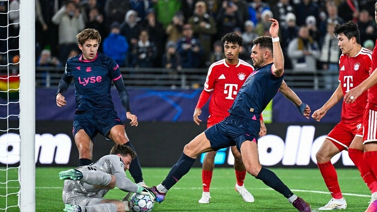 Bí ẩn về đội bóng có hai HLV trưởng ở Champions League