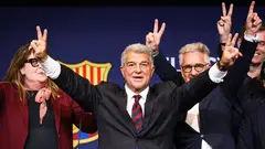Chủ tịch Barca nói về Mbappe ở Real: 'Một chuồng không thể có hai gà trống'