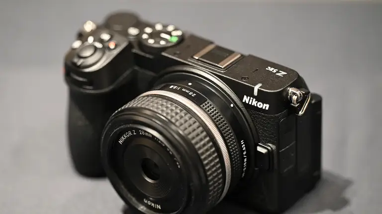 Nikon ra mắt Z5IIC, giá gần 40 triệu đồng