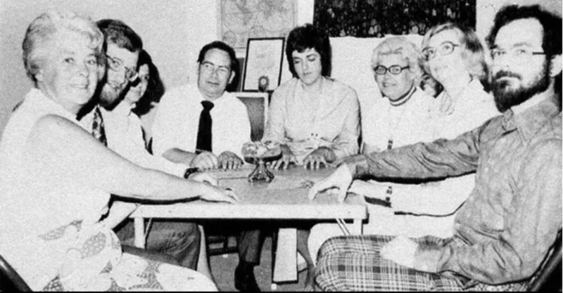Nhóm người tham gia thí nghiệm Philip vào những năm 1970 - Ảnh: FACTSCHOLOGY