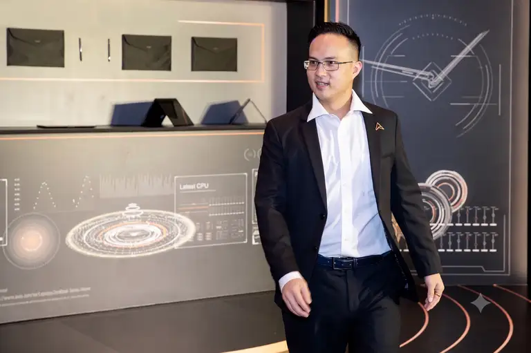 Ông Eric Lee, Giám đốc khu vực Đông Nam Á của ASUS, nhận định người dùng Việt đang tính toán bài toán đầu tư dài hạn hơn khi lựa chọn laptop. Ảnh: ASUS