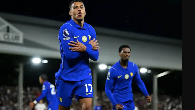 Niềm vui của tân binh Morgan Rogers sau khi ghi bàn cho Chelsea - Ảnh: CFC