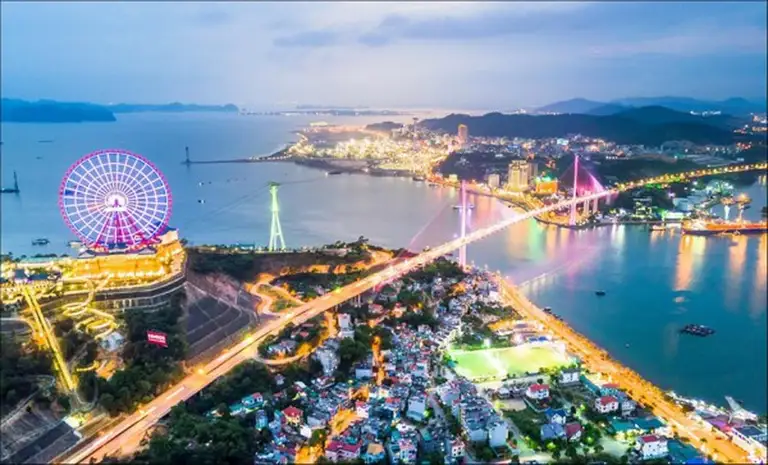 Chính phủ thông qua hồ sơ Đề án thành lập thành phố Quảng Ninh trực thuộc Trung ương. Ảnh: Quangninh.gov.vn