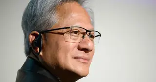 Cả thế giới run rẩy trước thảm họa AI, "giáo chủ ngành chip" Jensen Huang chỉ thản nhiên phán: "Toàn trò vớ vẩn"