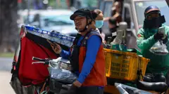 Người tiêu dùng chùn tay 'chốt đơn' online