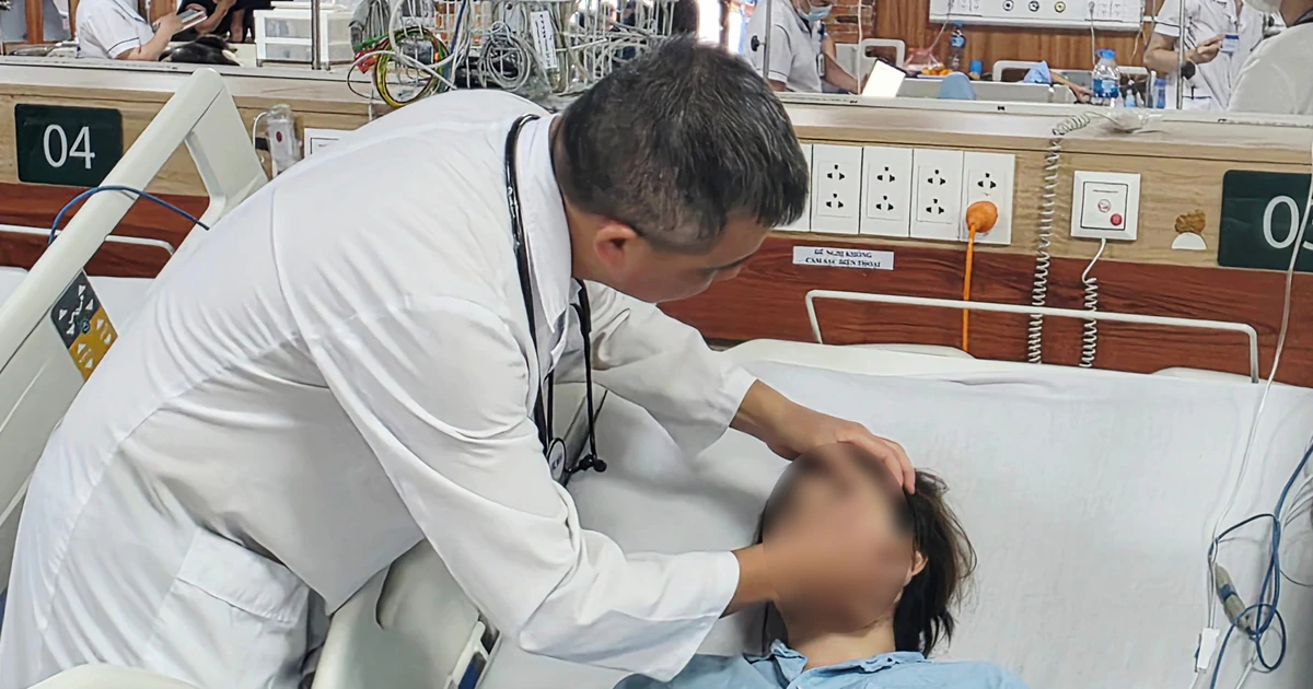 Vụ rò rỉ khí clo ở Hà Nội: 7 người vào Bạch Mai, có ca phải chạy ECMO