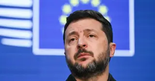 Ông Zelensky nói sẵn sàng tranh cử tổng thống trong thời chiến, khả thi không?