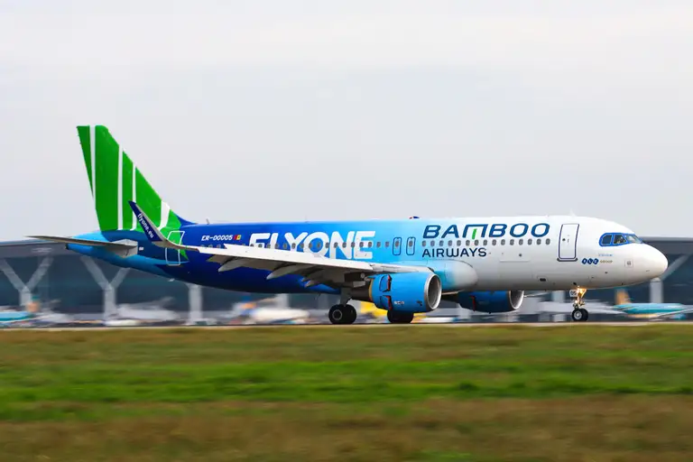 Tối 28-7, Bamboo Airways xin lỗi sau khi nhiều chuyến bay bị hủy - Ảnh: C.T