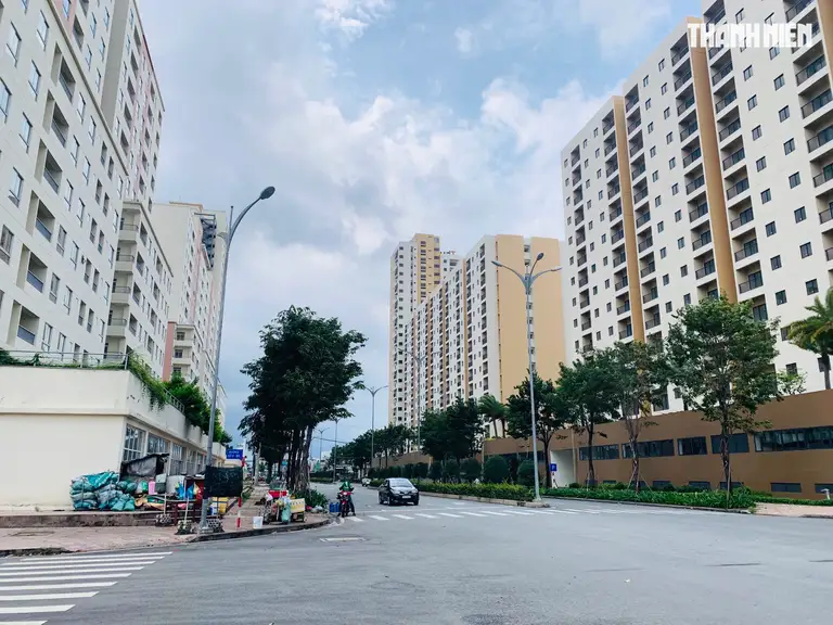 Nhà tái định cư Thủ Thiêm bị bỏ hoang nhiều năm được kỳ vọng hồi sinh khi được chuyển làm nhà ở xã hội