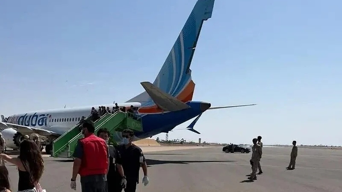 Cơ phó âm mưu cướp máy bay flydubai là 'người cuồng tín'